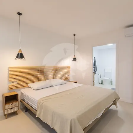 Amplio Cerca Centro Historico Y Turia 5pax 2 Bath Apartment