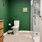 Amplio Cerca Centro Historico Y Turia 5pax 2 Bath Apartment *