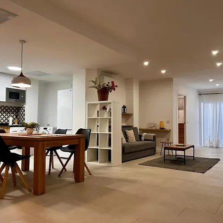 Amplio Cerca Centro Historico Y Turia 5pax 2 Bath Apartment *