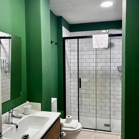 Amplio Cerca Centro Historico Y Turia 5pax 2 Bath
