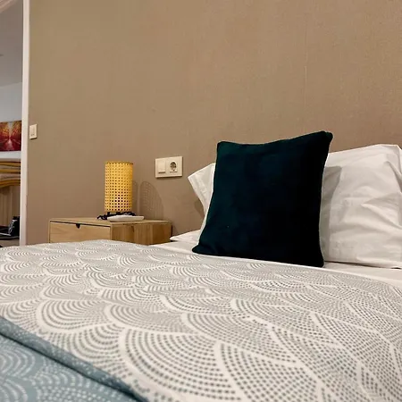 Amplio Cerca Centro Historico Y Turia 5pax 2 Bath شقة