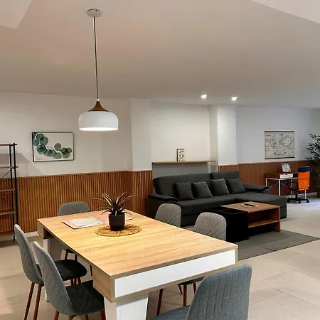 Apartment Amplio Cerca Centro Historico Y Turia 5pax 2 Bath