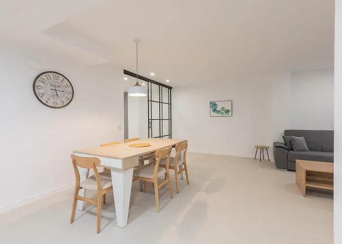 Amplio Cerca Centro Historico Y Turia 5pax 2 Bath