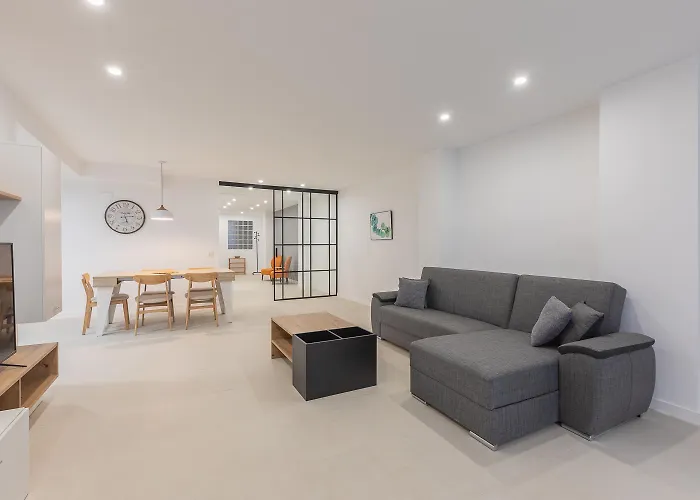 Amplio Cerca Centro Historico Y Turia 5pax 2 Bath Daire Valensiya