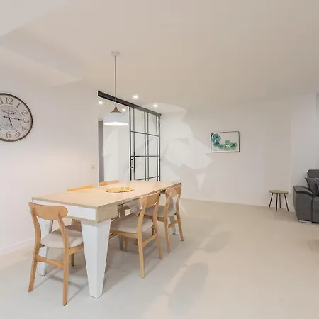 Amplio Cerca Centro Historico Y Turia 5pax 2 Bath Appartement