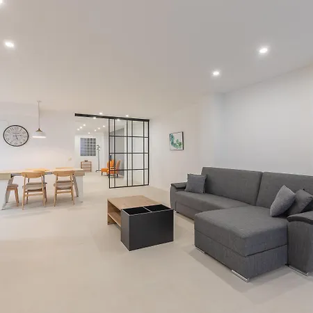 Amplio Cerca Centro Historico Y Turia 5pax 2 Bath Appartement Valencia